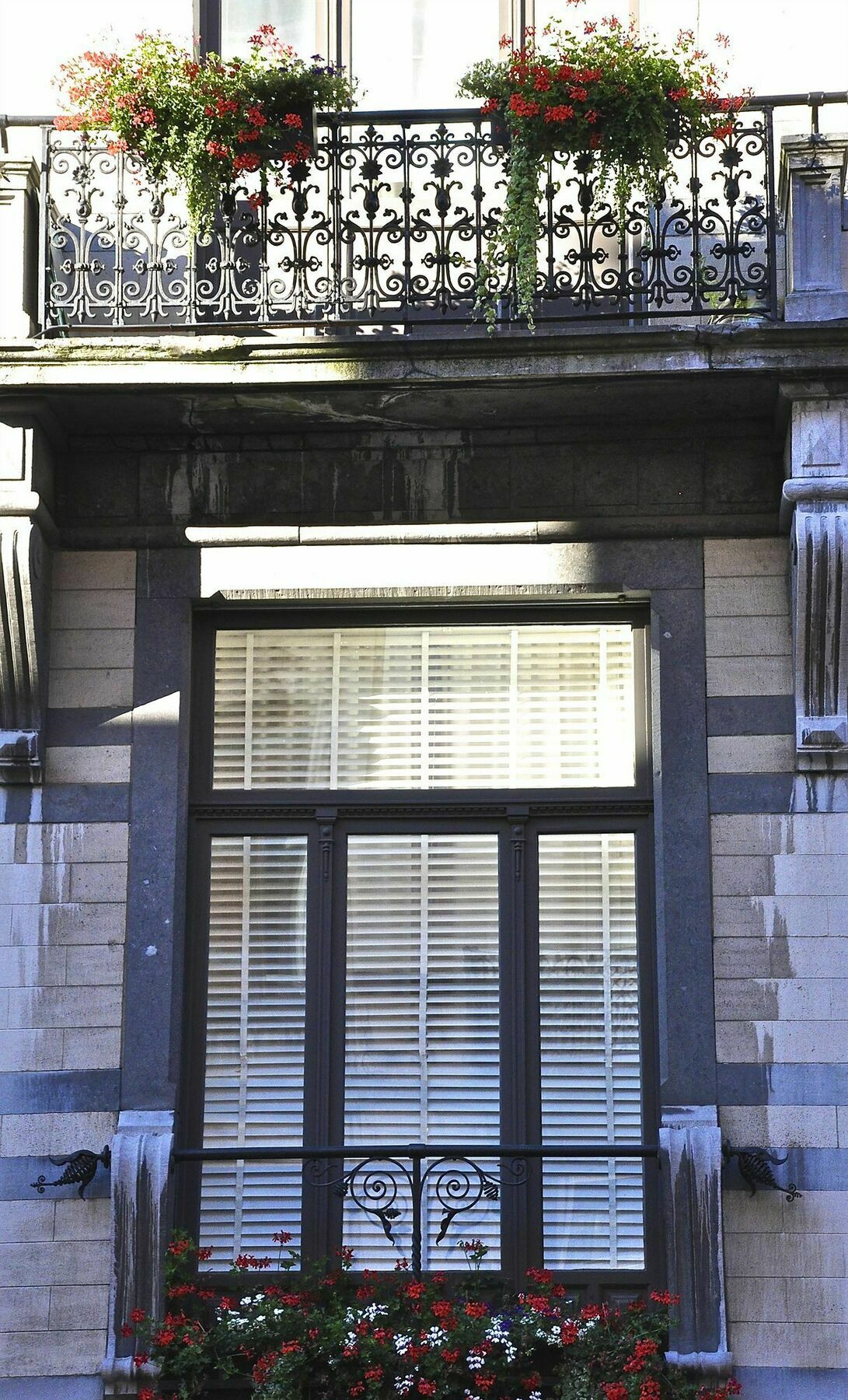 B&B Un Jardin En Ville Saint-Gilles Extérieur photo